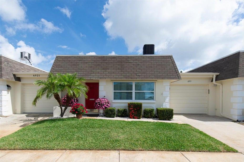 Photo of 6915 Versailles N, Pinellas Park, FL 33781 (MLS # TB8531748)