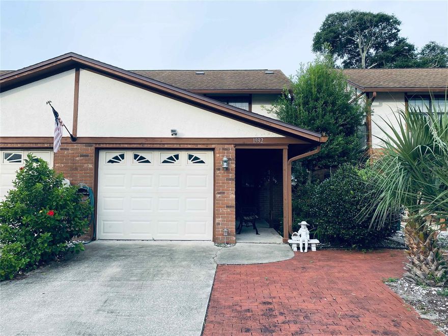 Dry with NO Hurricane Ian water damage. Enjoy the Riverside Dr. lifestyle from this 2 bedroom 2.5 bath townhome. Both bedrooms and 2 baths are on the second floor. Living area and half bath are on first floor. One car garage. Close to boat ramps and shopping. ;Water: City