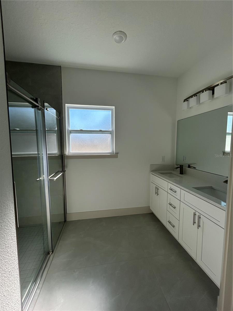 CITRUS SPGS UNIT 08 - Residential