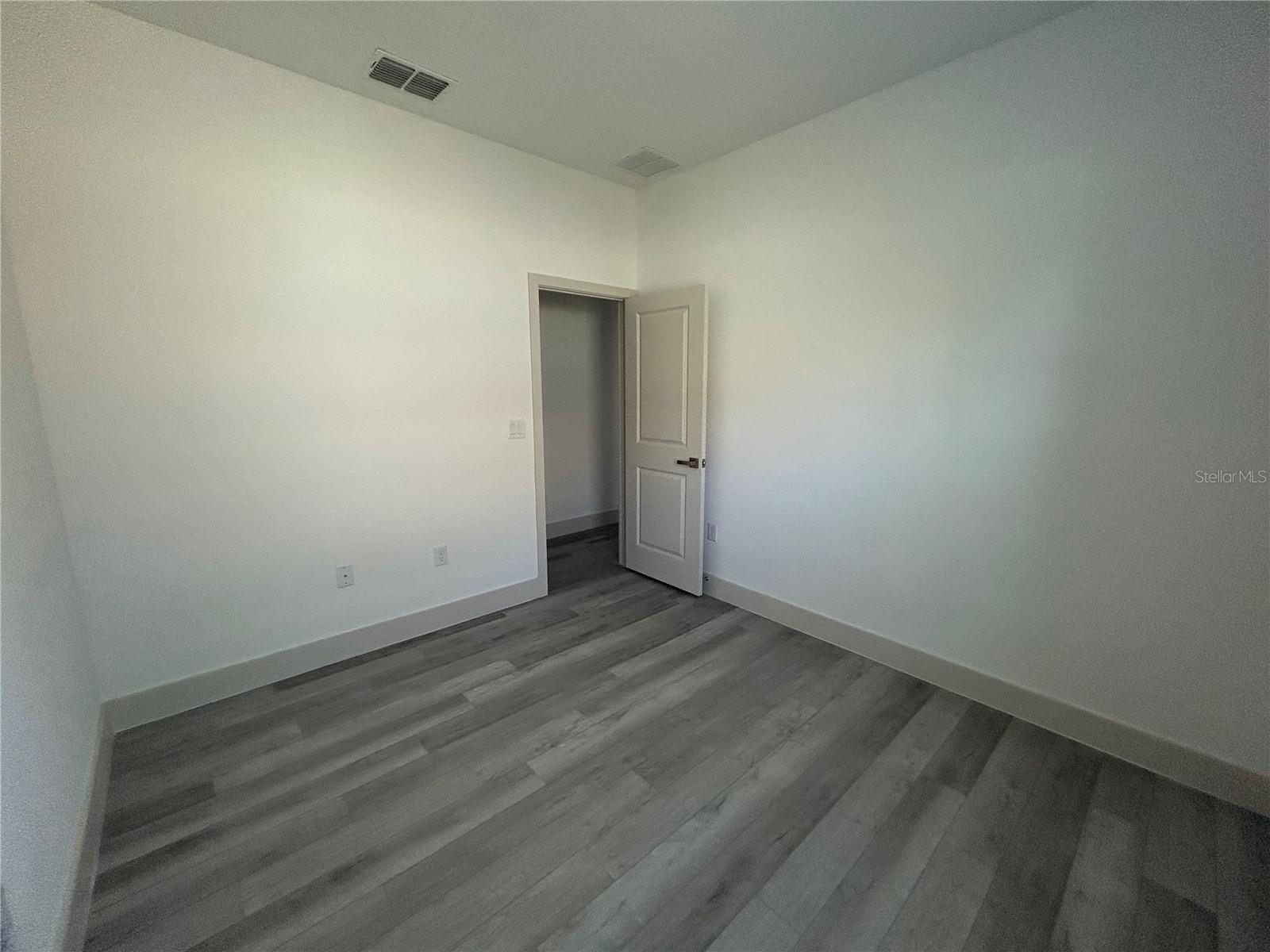 CITRUS SPGS UNIT 08 - Residential