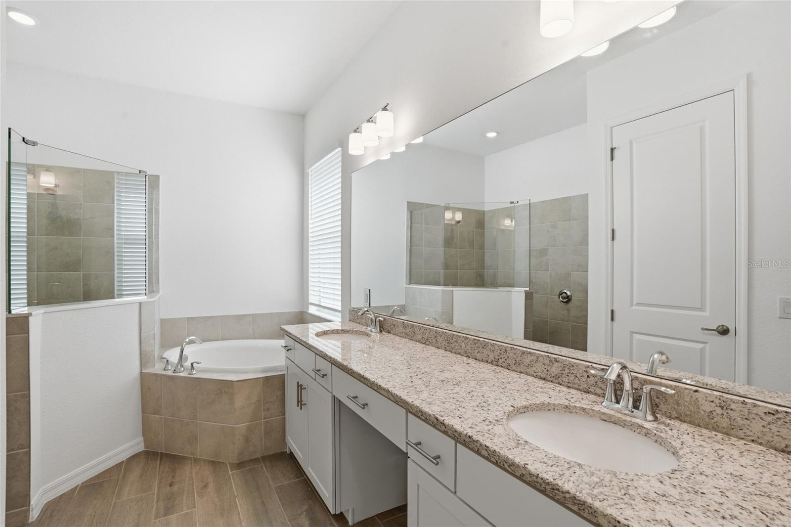 HERITAGE LNDG PH II-A - Residential