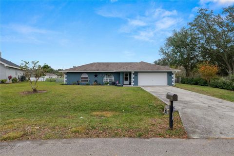 A home in LAKELAND