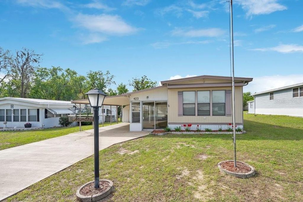 Photo of 423 Martin Drive, Lakeland, FL 33809 (MLS # L4960403)