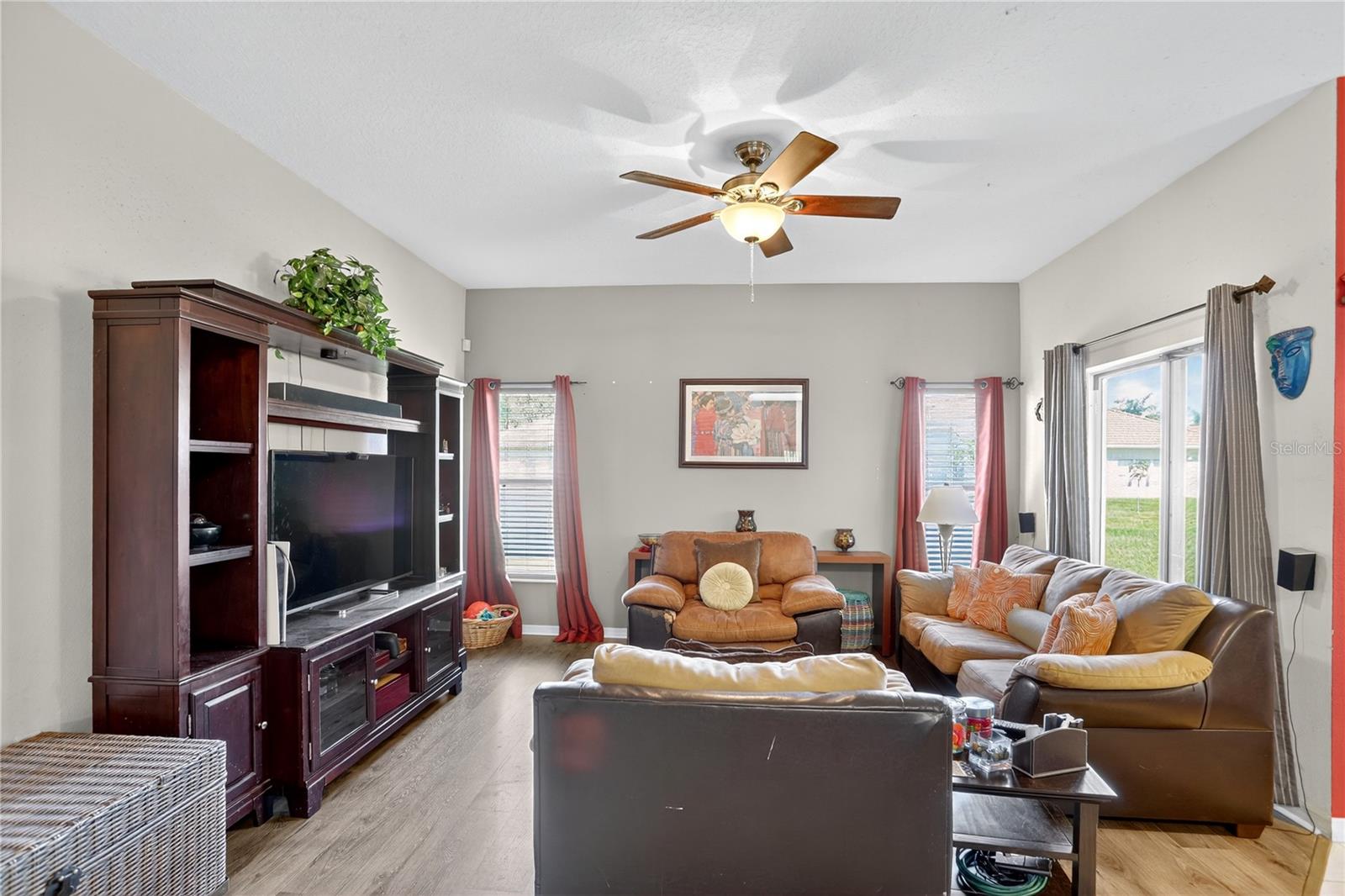 BELLALAGO PH 3M - Residential