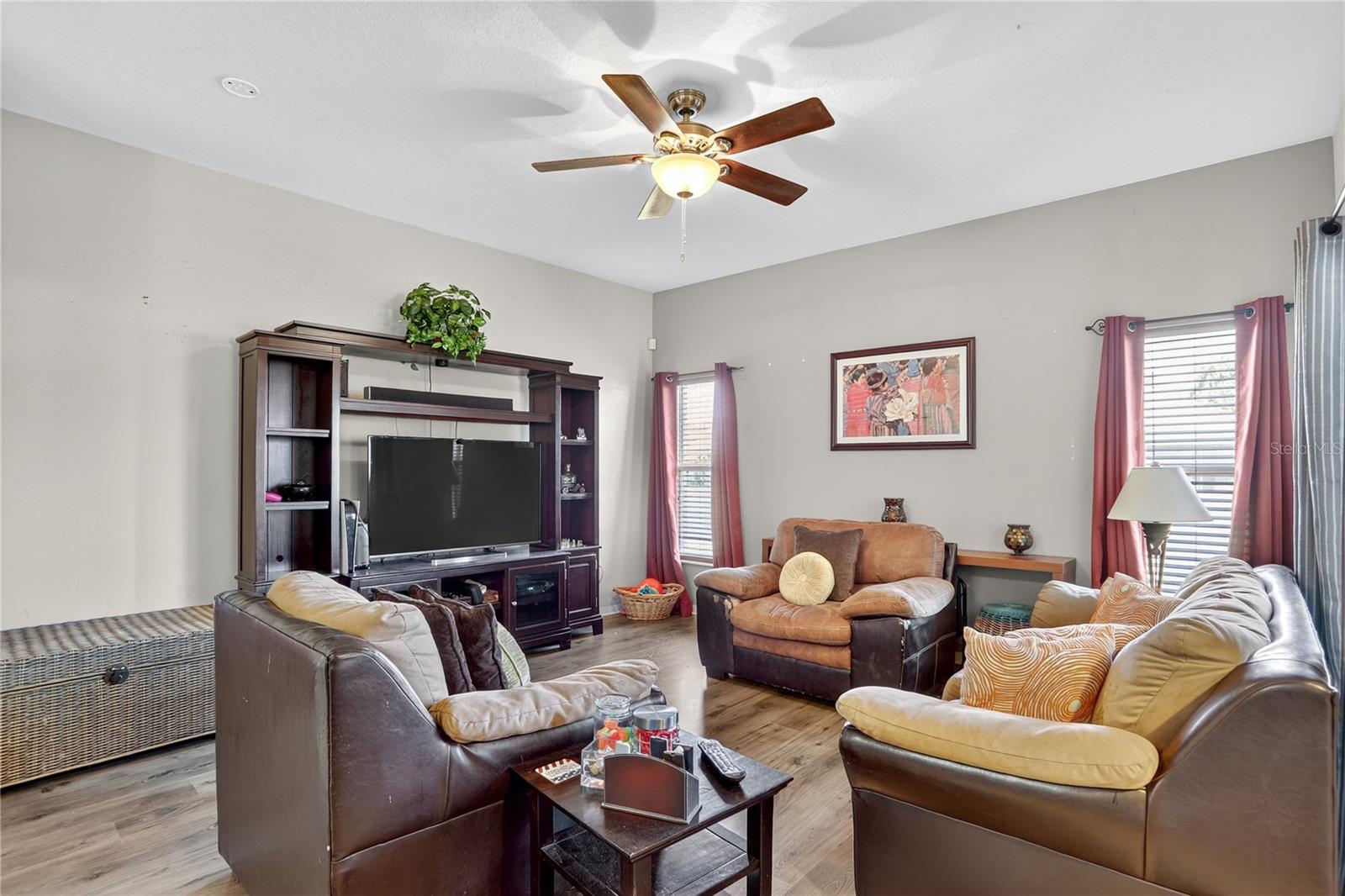 BELLALAGO PH 3M - Residential