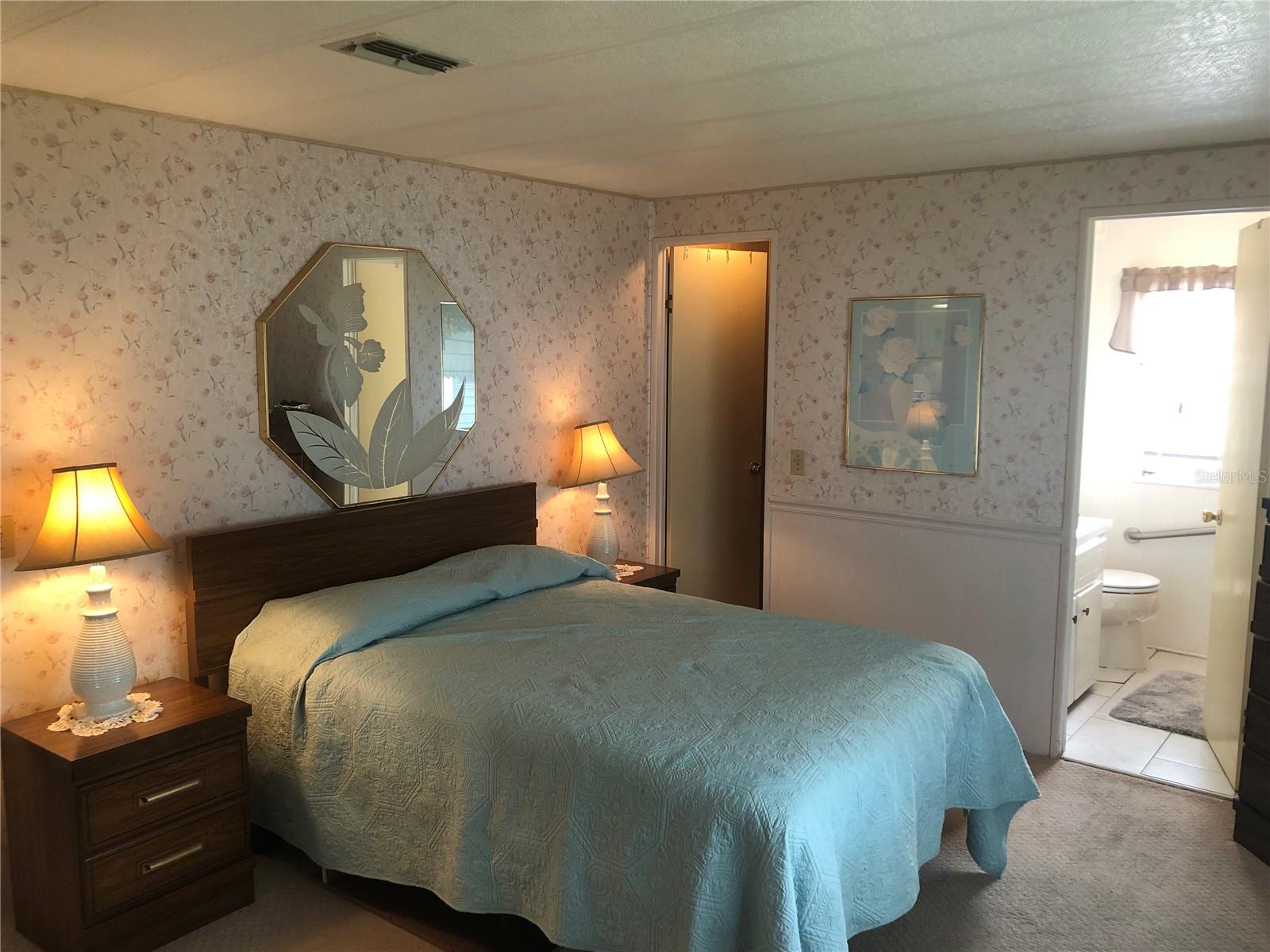 VENICE ISLE - Residential