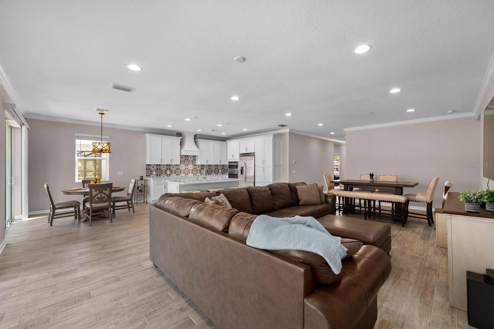 OASIS/WEST VLGS PH 2 - Residential