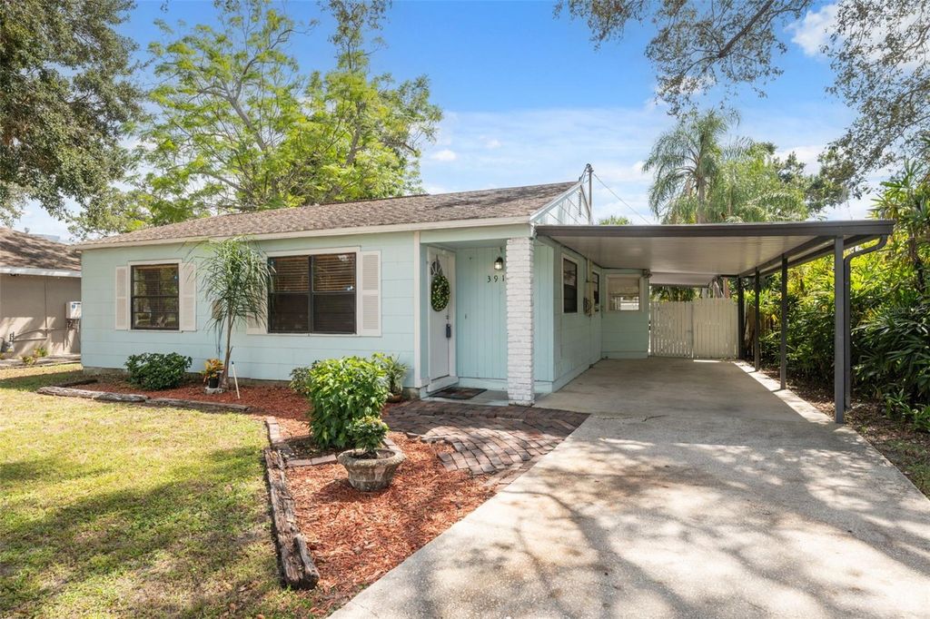 Photo of 3918 W Fig Street, Tampa, FL 33609 (MLS # TB8324485)
