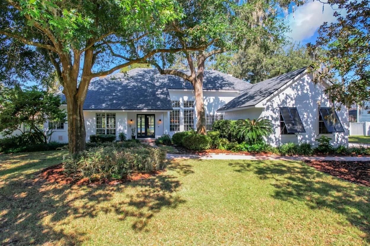 972 OAKPOINT CIRCLE