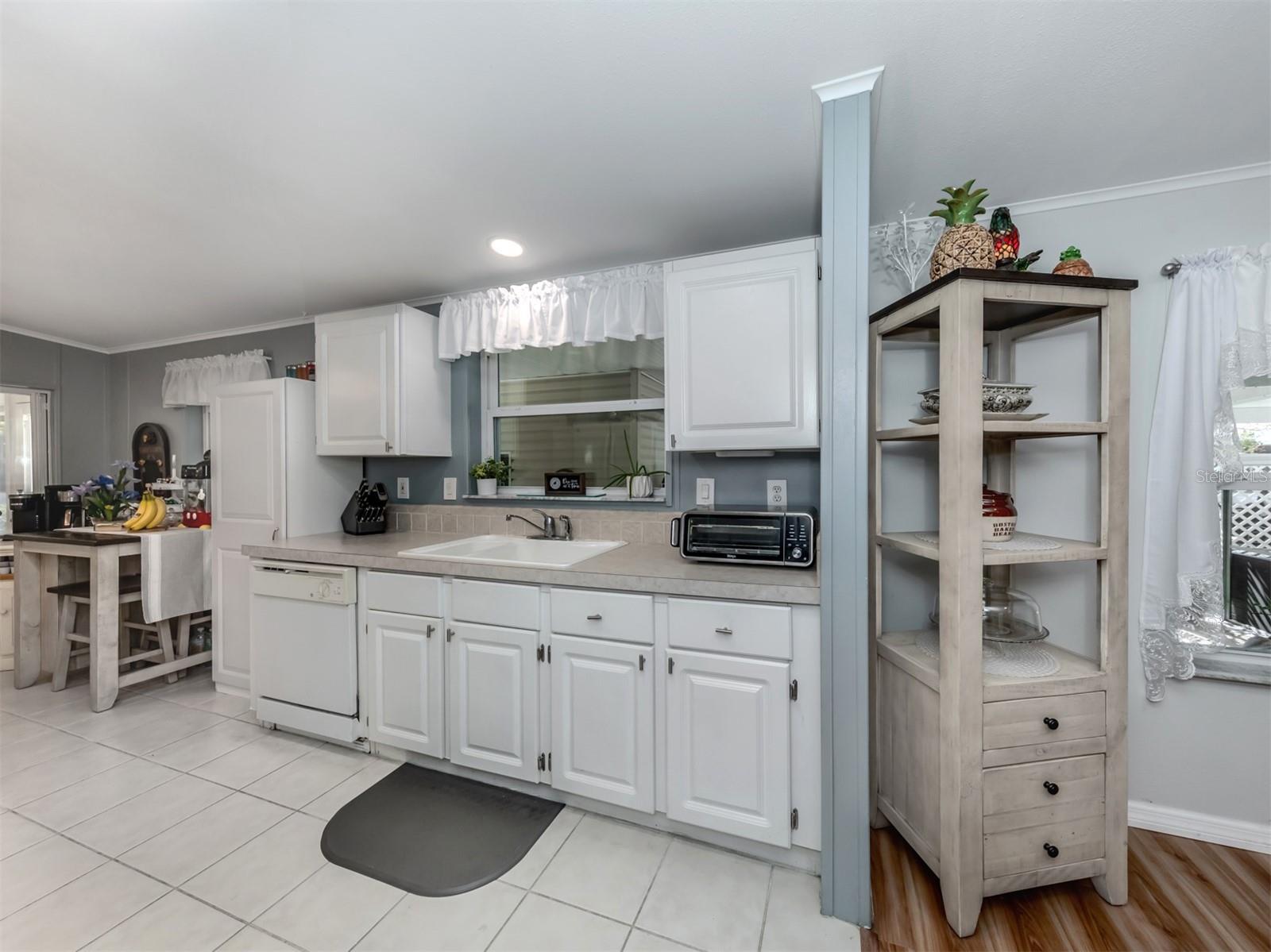 RIVERWALK MHP CO-OP - Residential