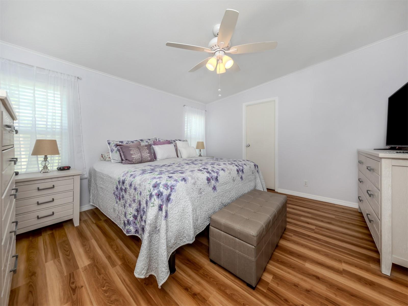 RIVERWALK MHP CO-OP - Residential