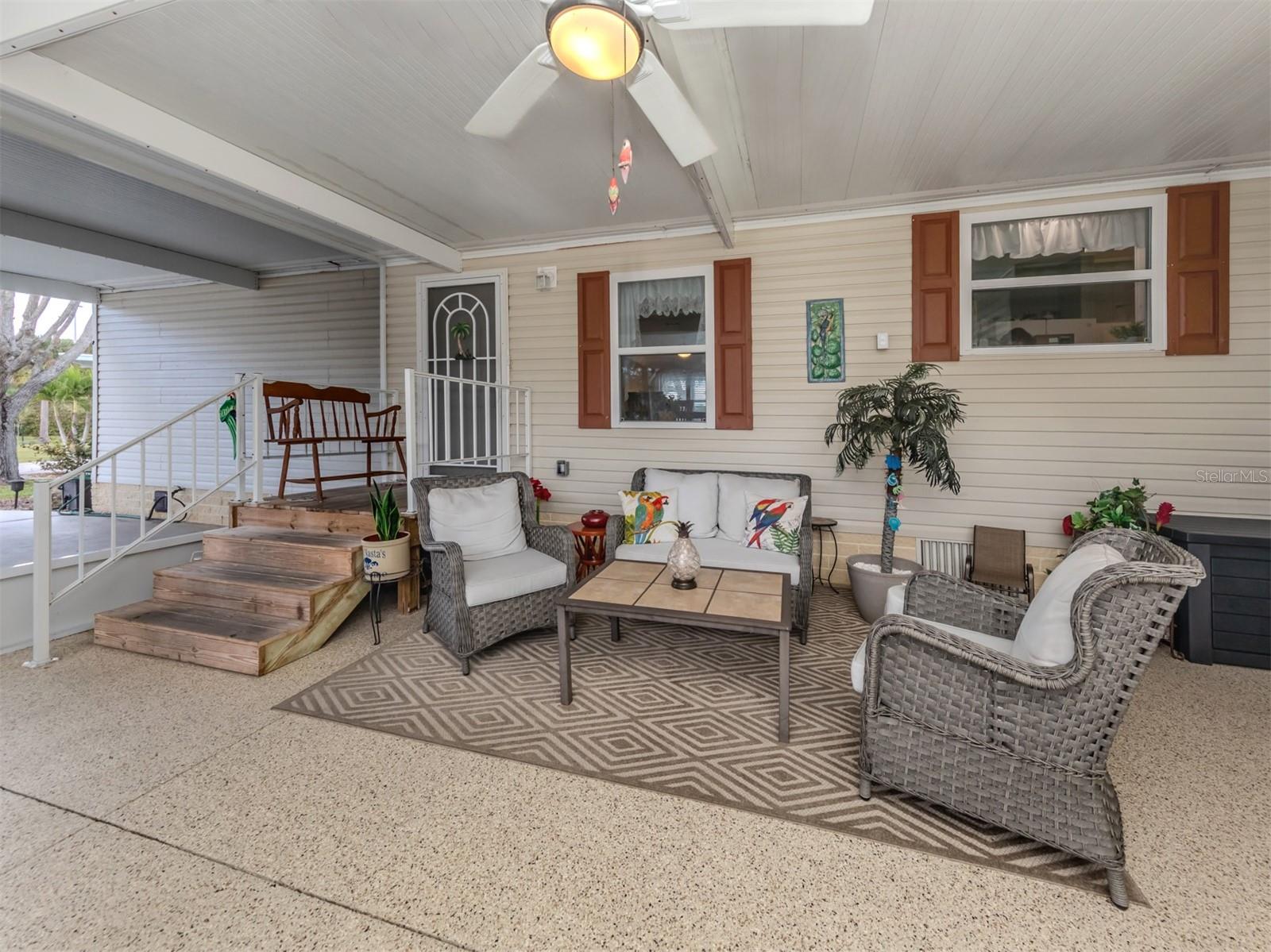 RIVERWALK MHP CO-OP - Residential