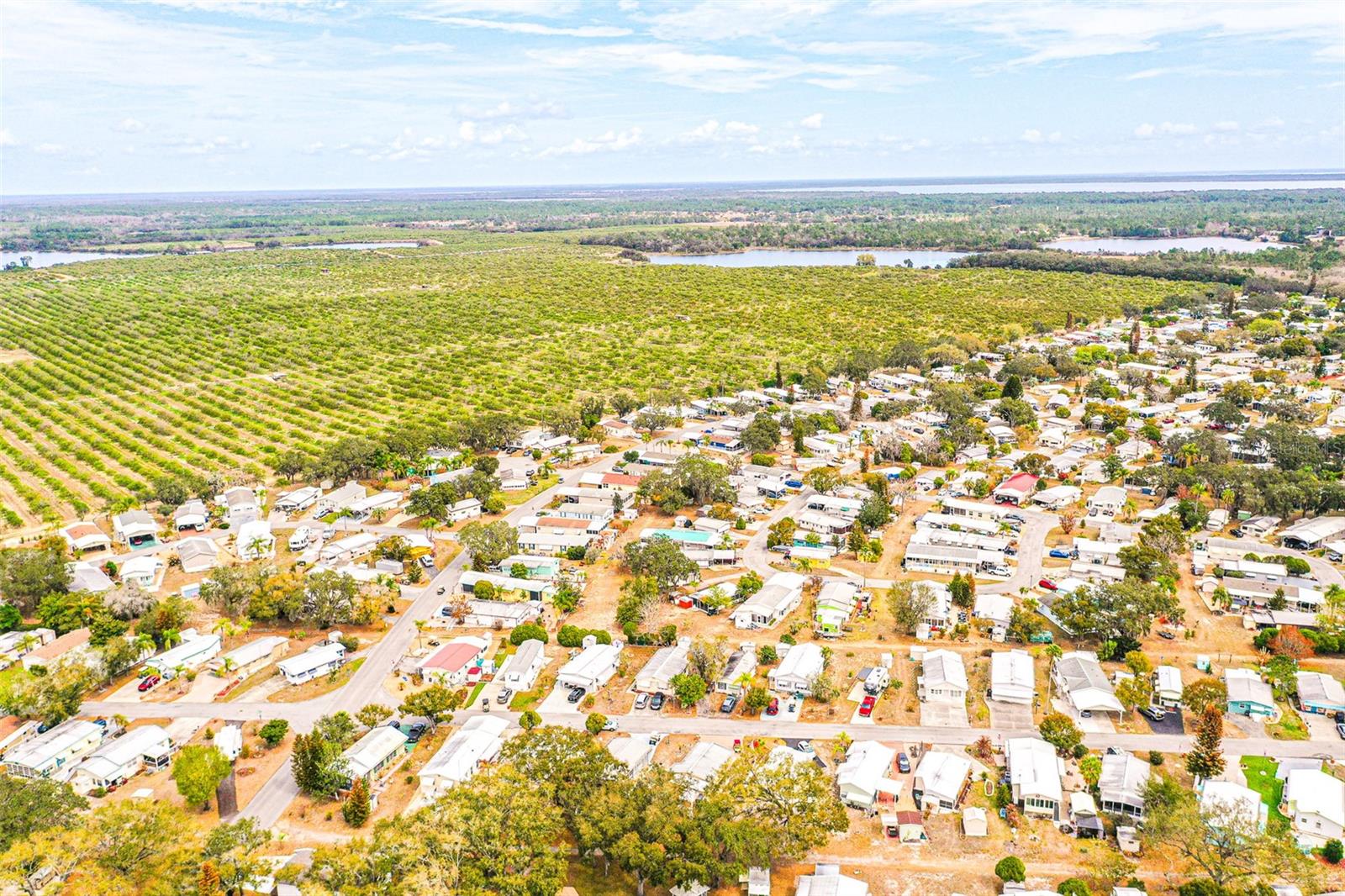 SADDLEBAG LAKE - Residential