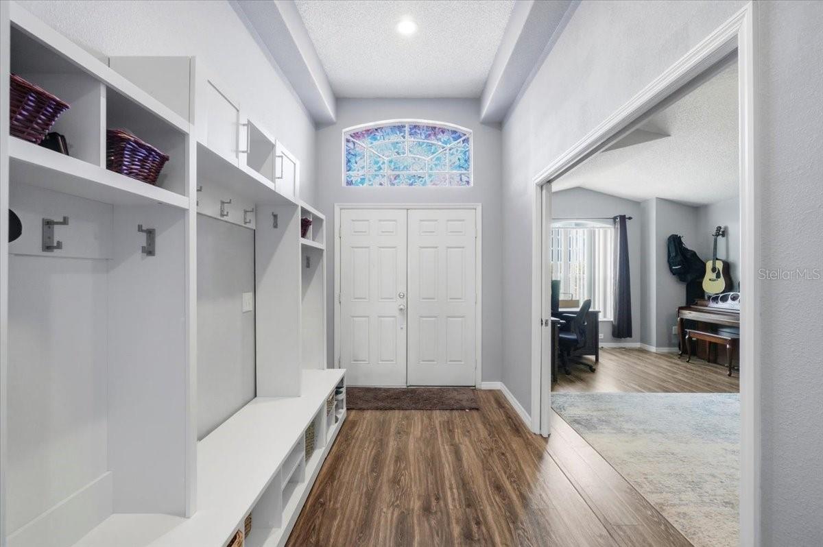 236 SOMERSET DRIVE