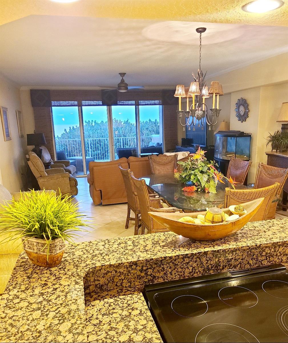 MEDITERRANEAN CONDO - Residential