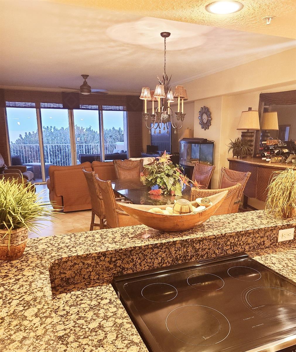 MEDITERRANEAN CONDO - Residential