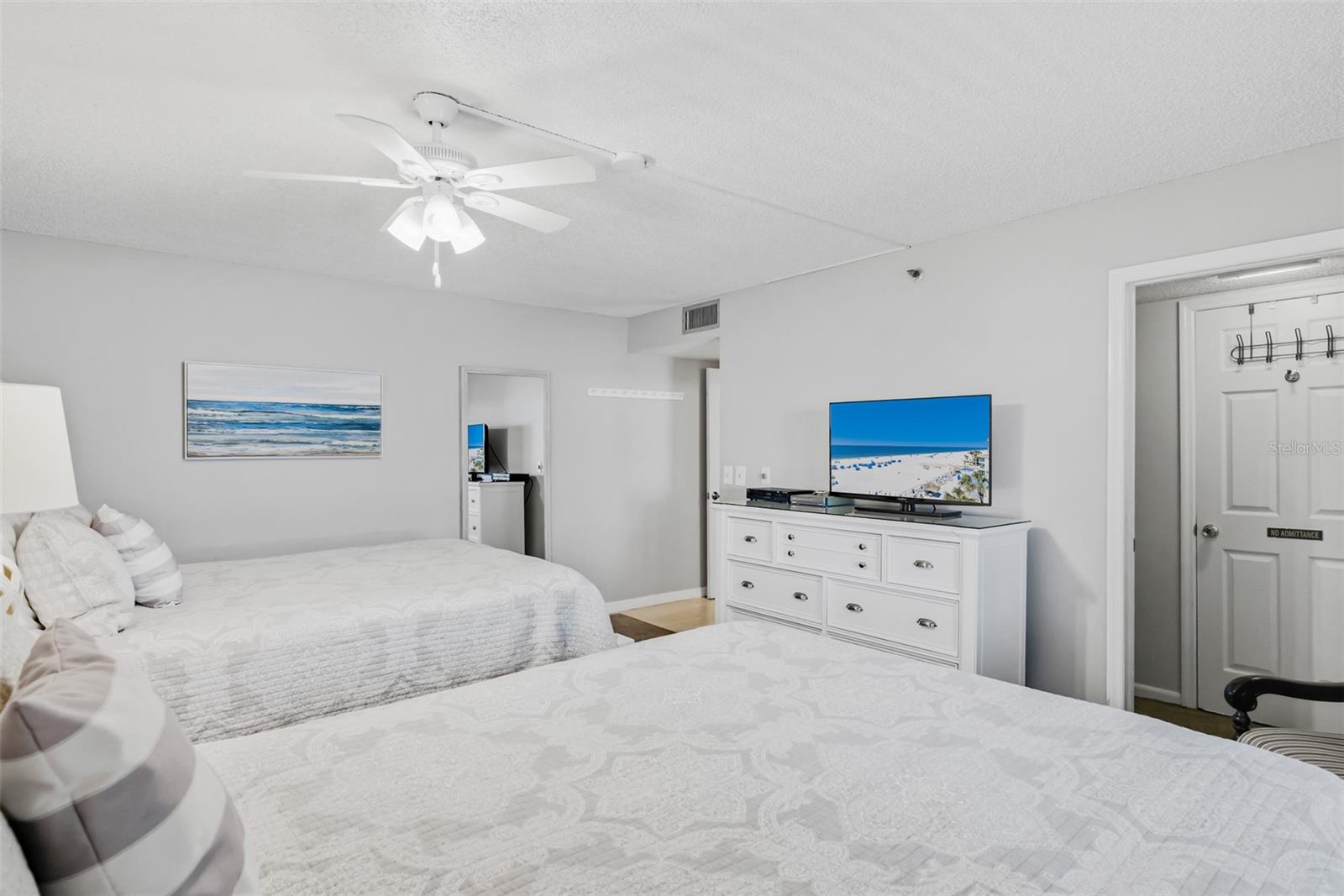 SAND DOLLAR CONDO - Residential
