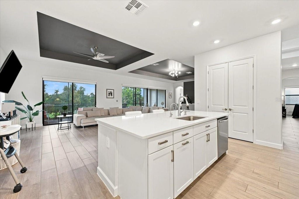 Photo of 15330 Golden Beam Place, Bradenton, FL 34211 (MLS # O6438850)