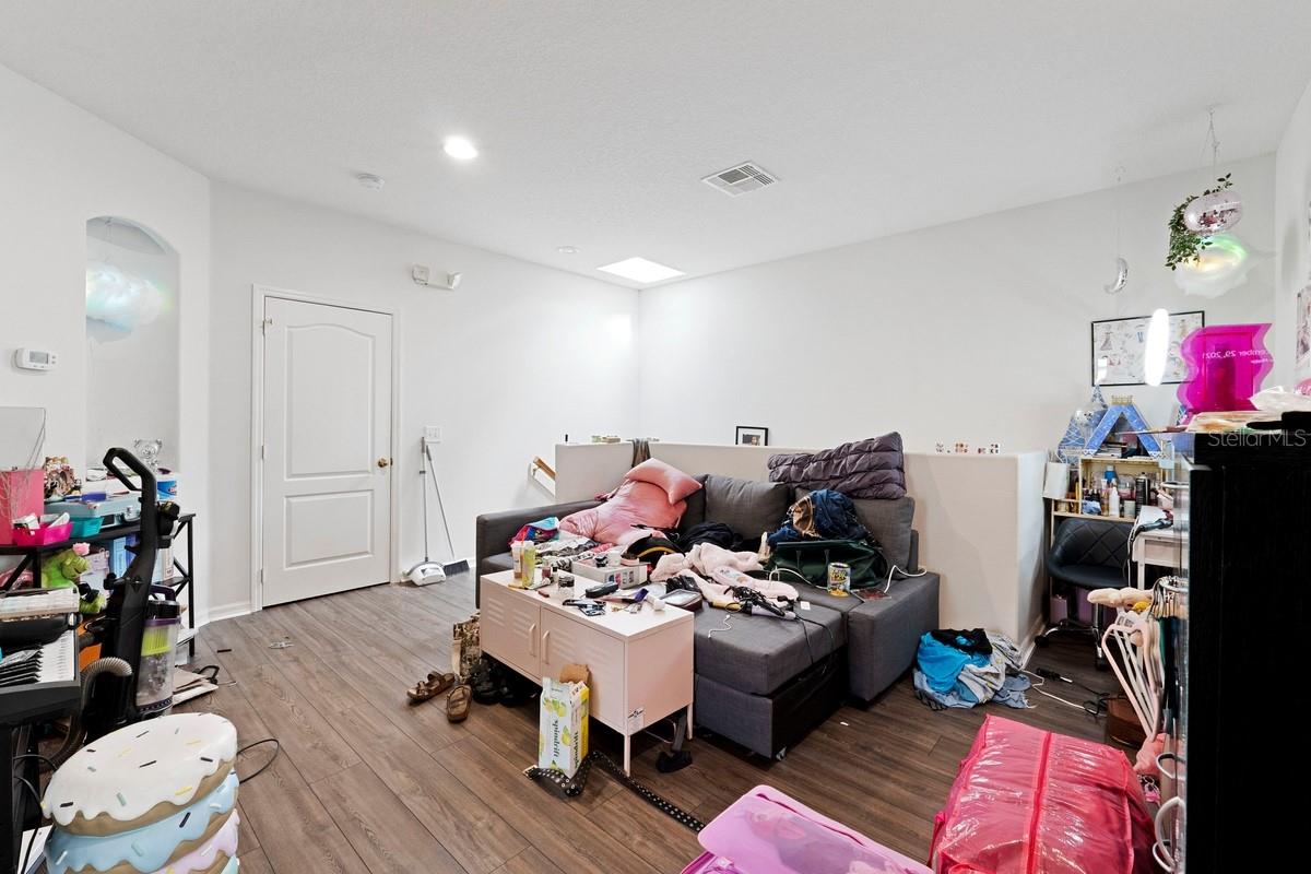 TUSCAN HILLS - Residential