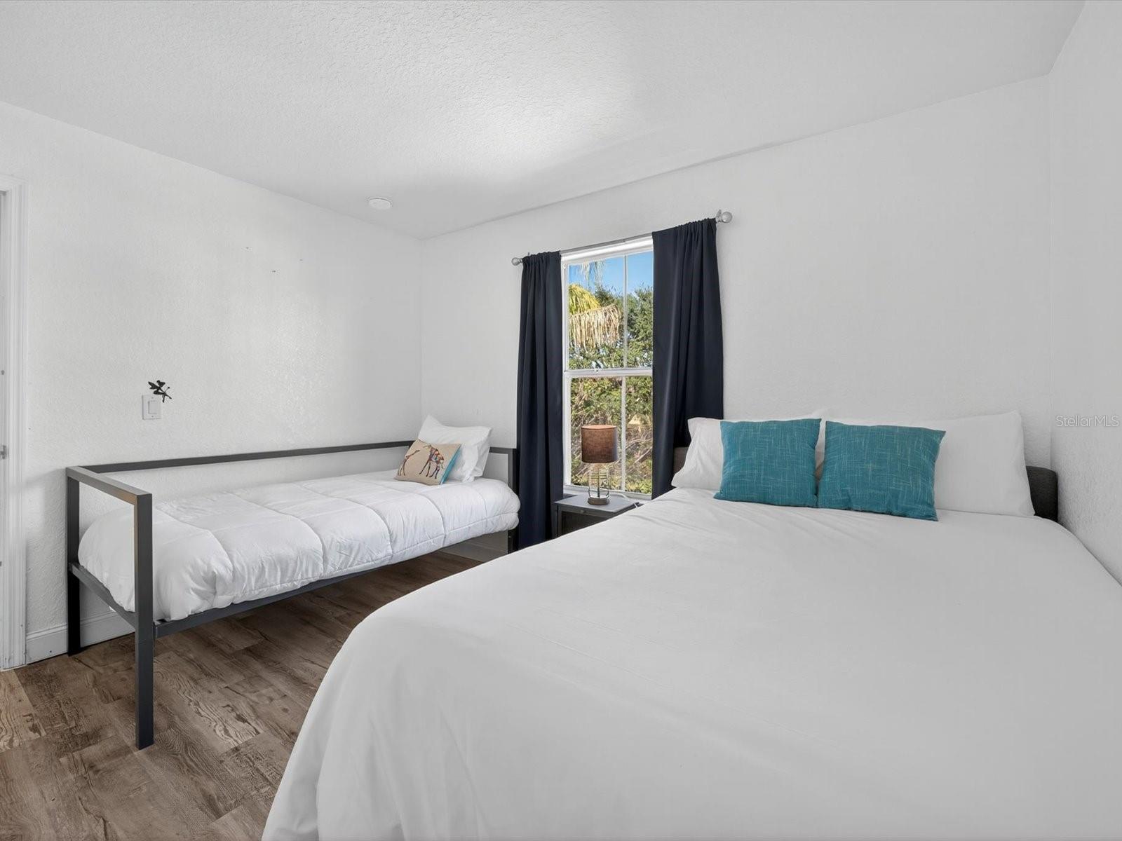 REGAL PALMS AT HIGHLAND RESERVE PH 05 - Residential