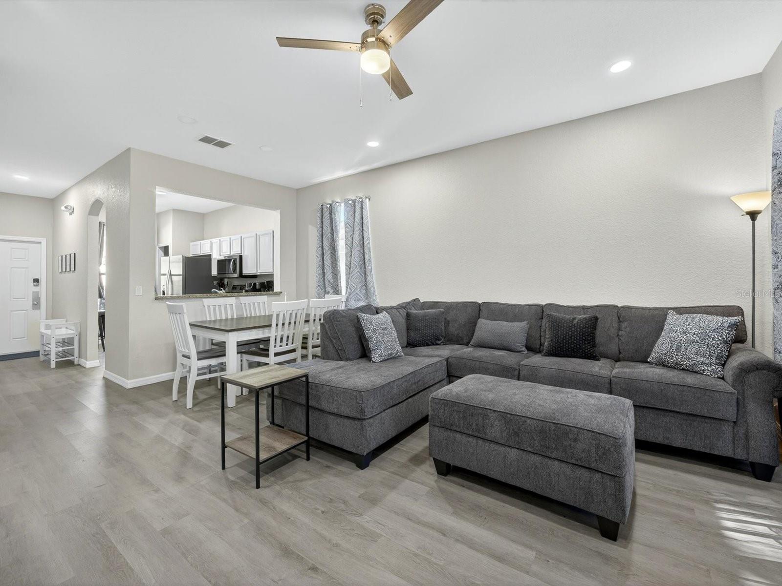 REGAL PALMS AT HIGHLAND RESERVE PH 05 - Residential