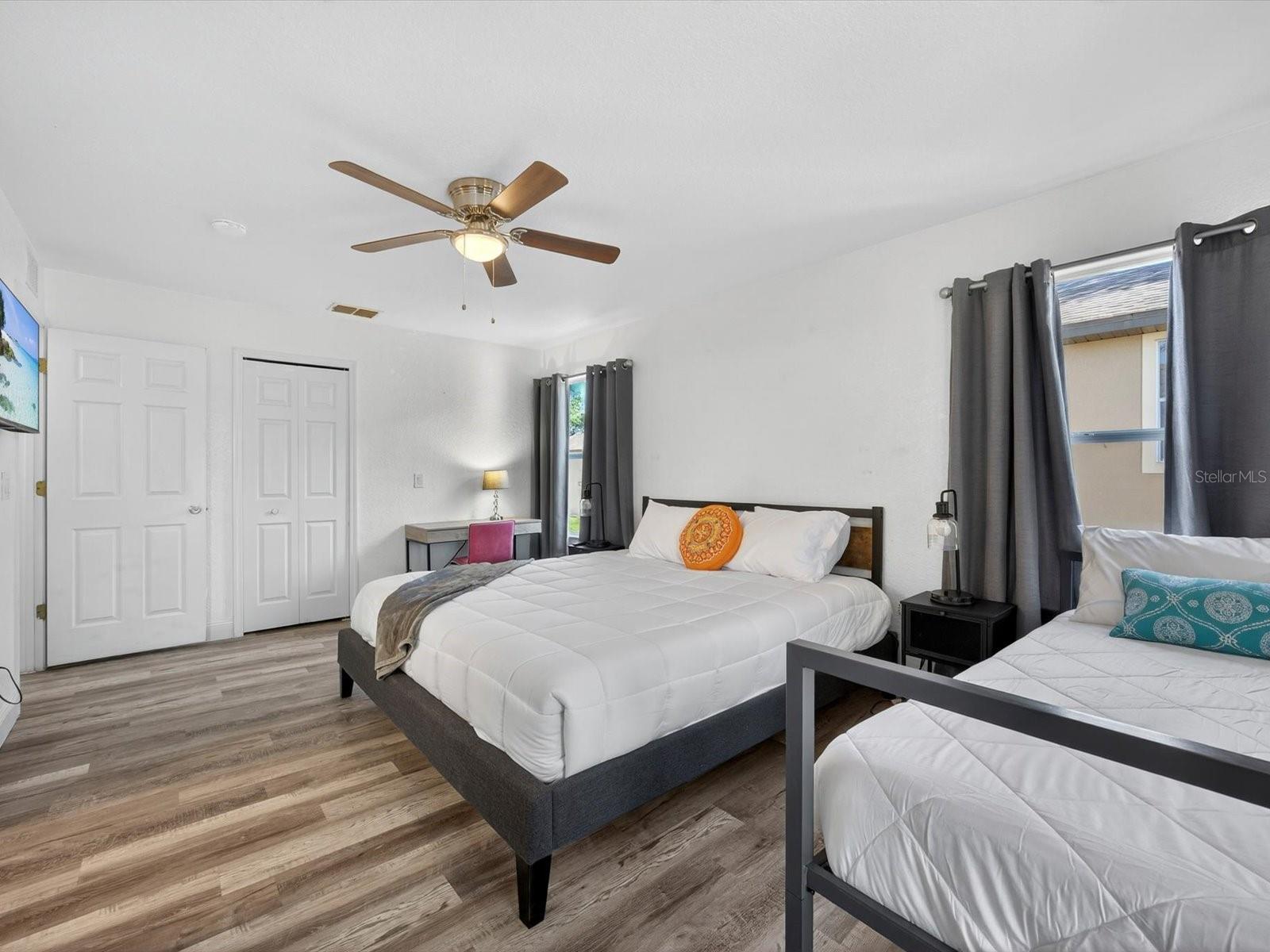 REGAL PALMS AT HIGHLAND RESERVE PH 05 - Residential