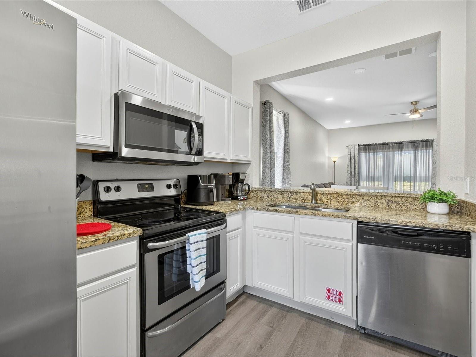 REGAL PALMS AT HIGHLAND RESERVE PH 05 - Residential