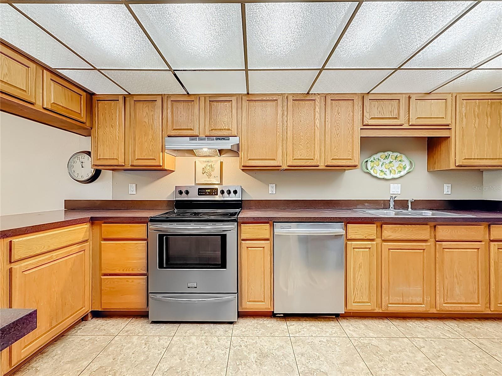 TARPON WOODS CONDO - Residential