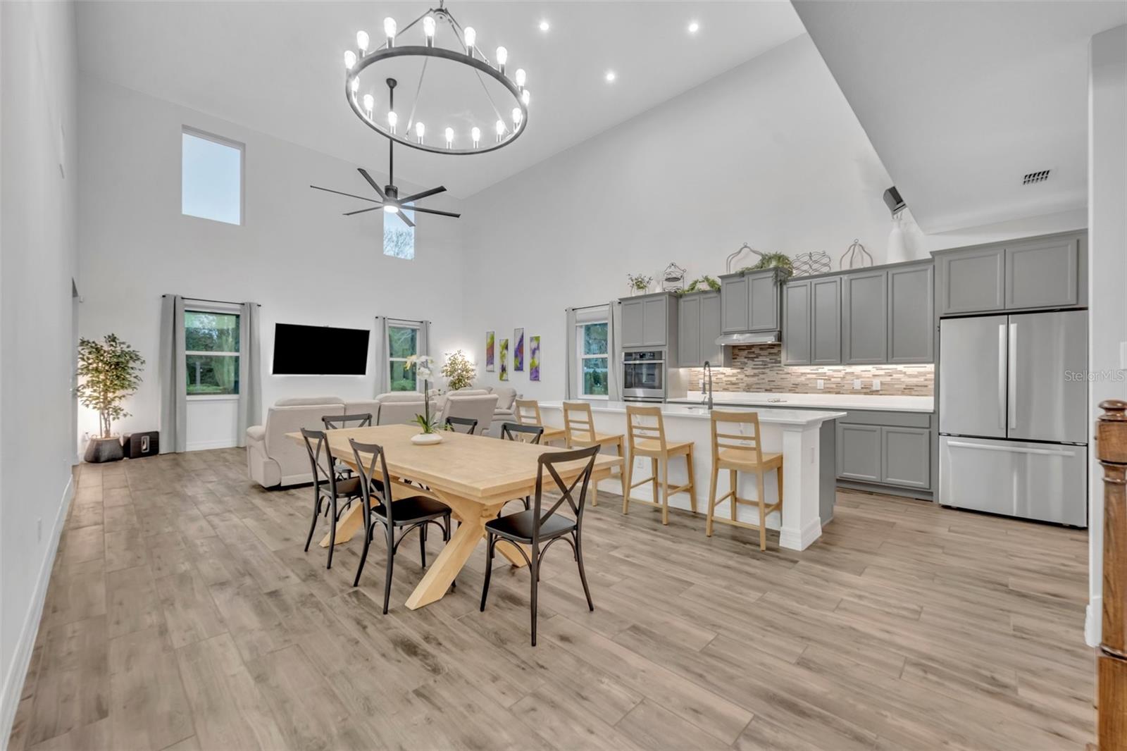 OAKLEY PLACE - Residential