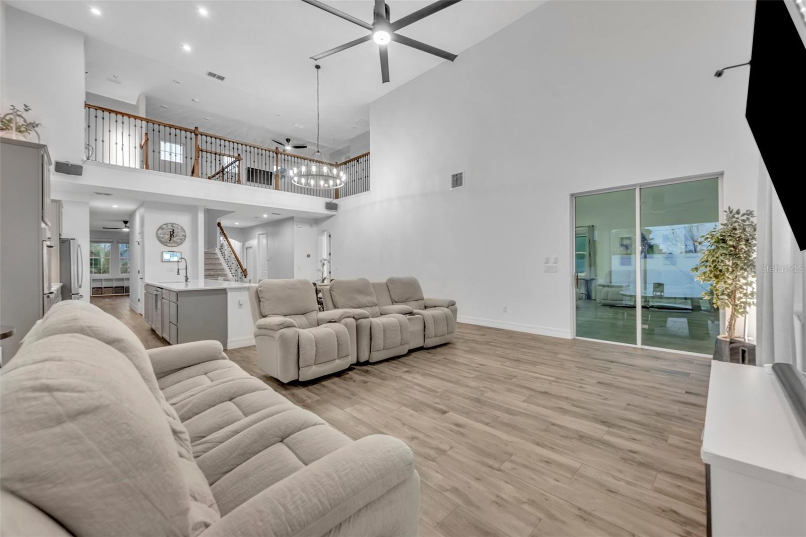 OAKLEY PLACE - Residential