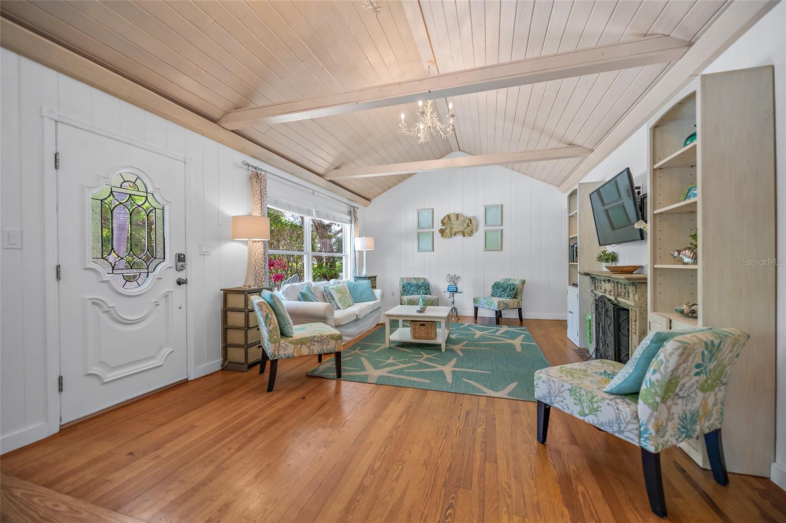 DERRINGERS RESUB - Residential