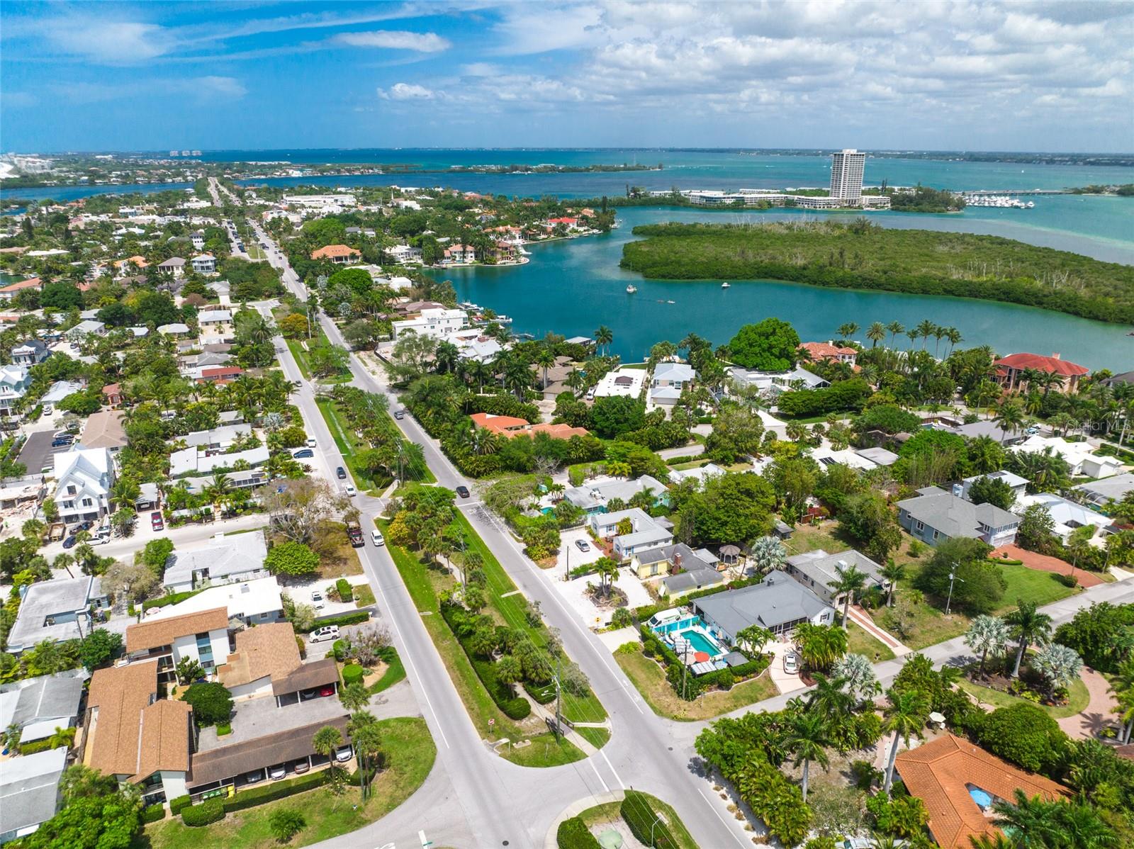 DERRINGERS RESUB - Residential