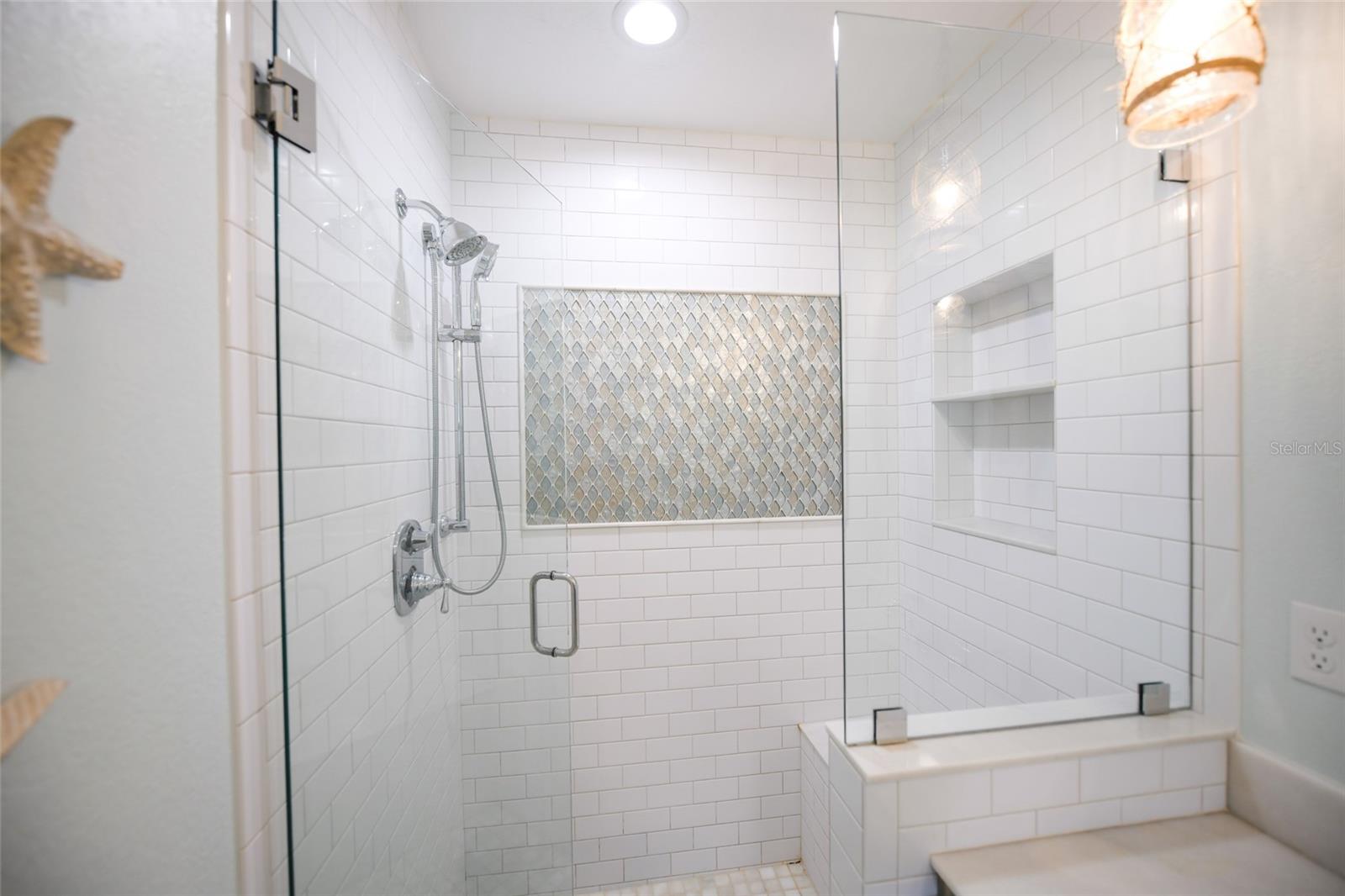 DERRINGERS RESUB - Residential