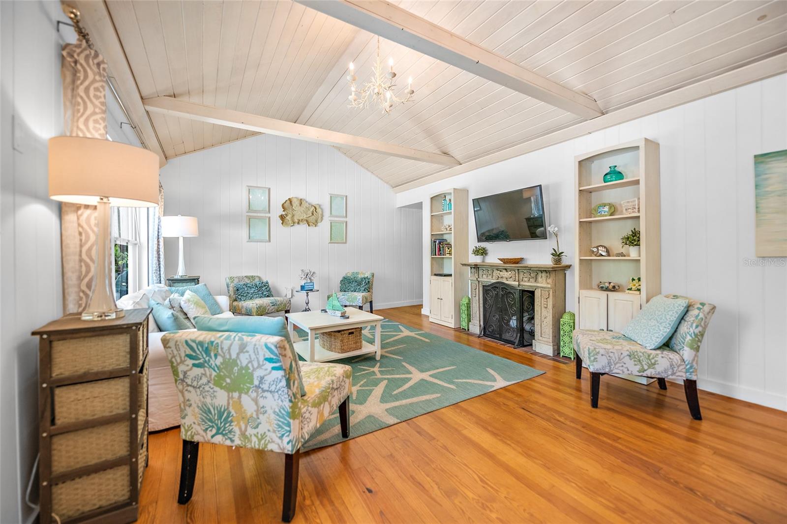 DERRINGERS RESUB - Residential