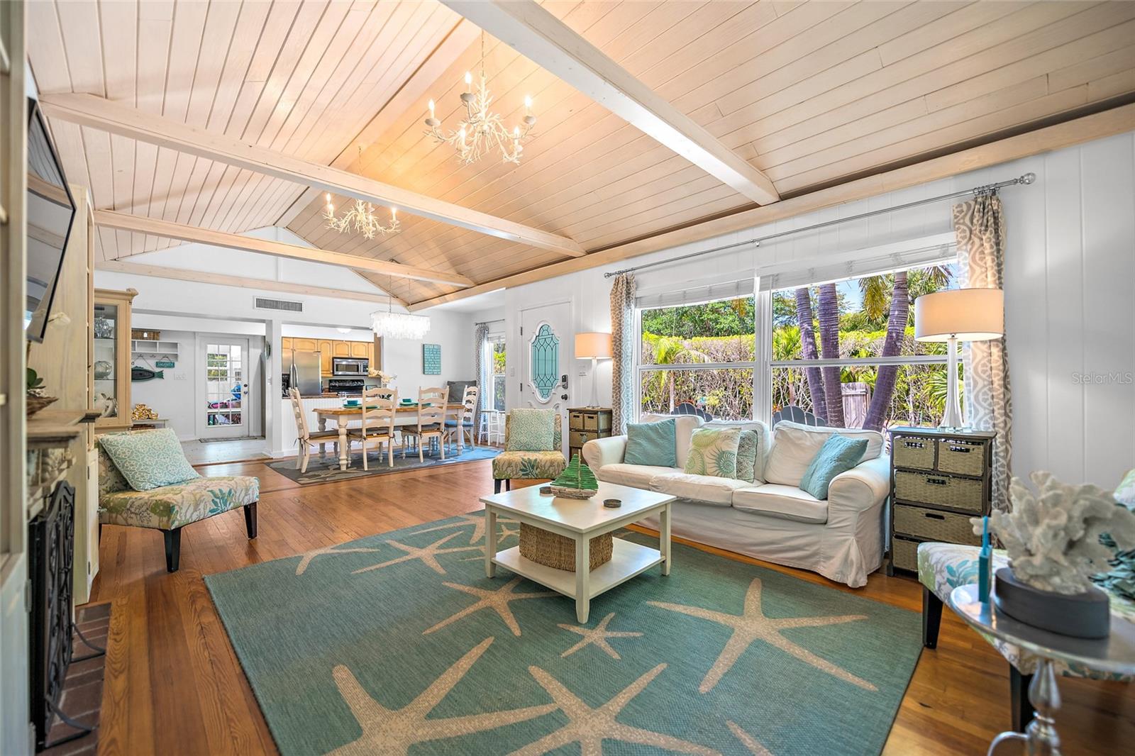 DERRINGERS RESUB - Residential