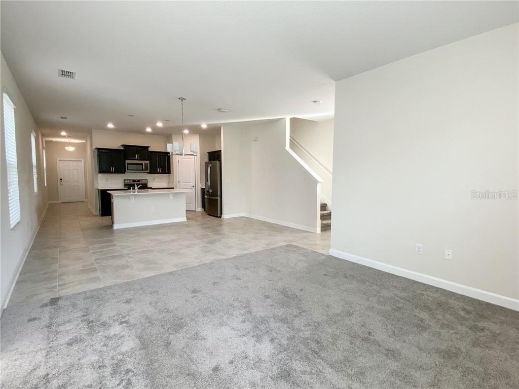 STOREY GROVE PHASE 1B-2 94/53 LOT 209 - Residential Lease