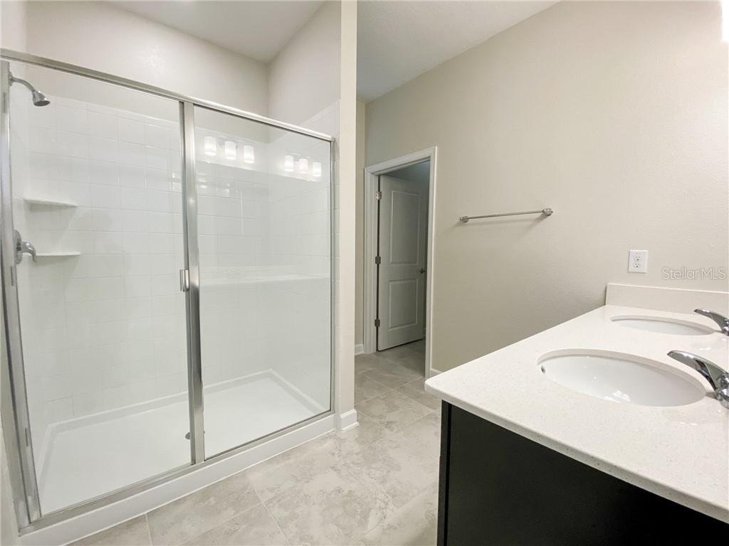 STOREY GROVE PHASE 1B-2 94/53 LOT 209 - Residential Lease