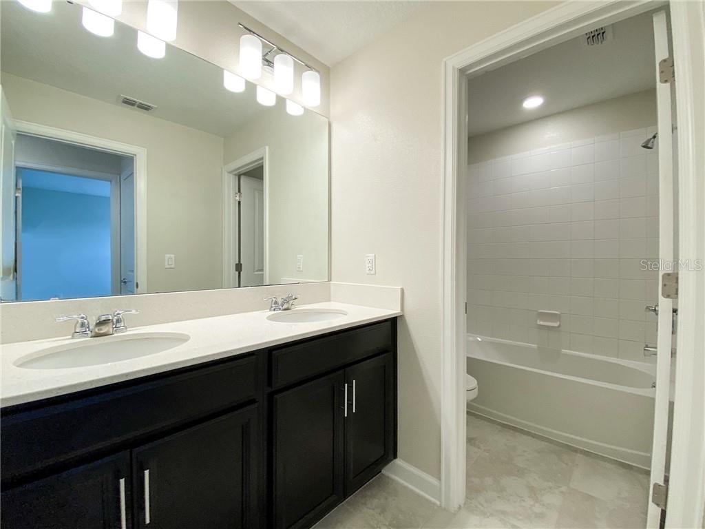 STOREY GROVE PHASE 1B-2 94/53 LOT 209 - Residential Lease