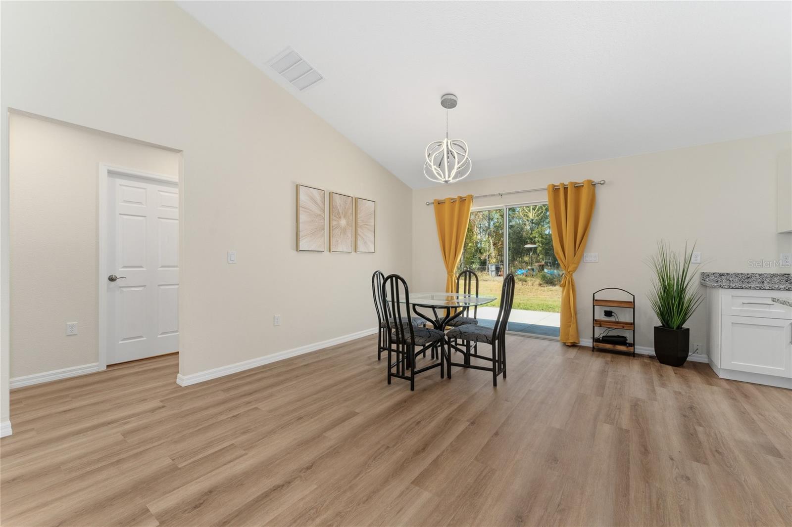 SILVER SHORES UN #33 - Residential Lease