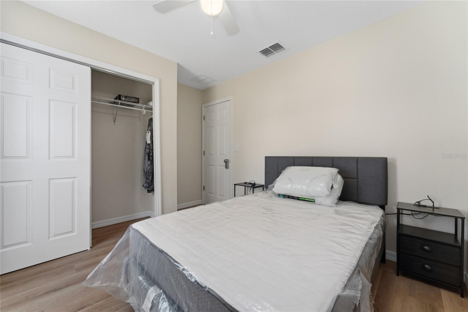 SILVER SHORES UN #33 - Residential Lease