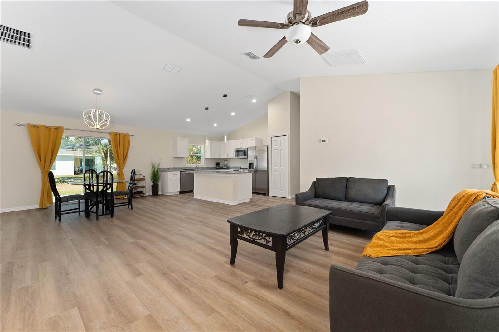 SILVER SHORES UN #33 - Residential Lease