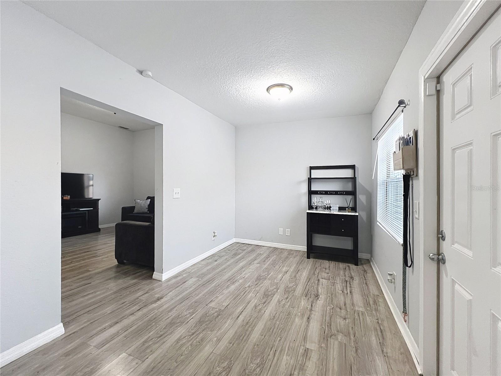 1109 5TH STREET SW - Photo 4