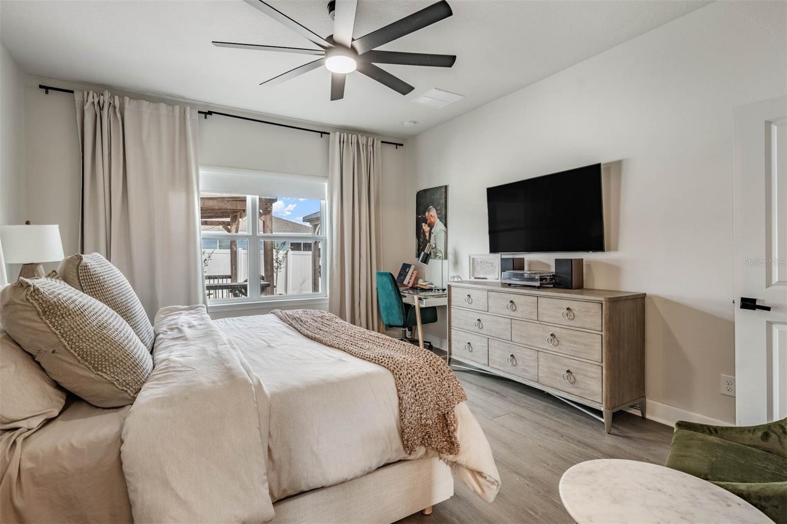 PARK MEADOWS - Residential