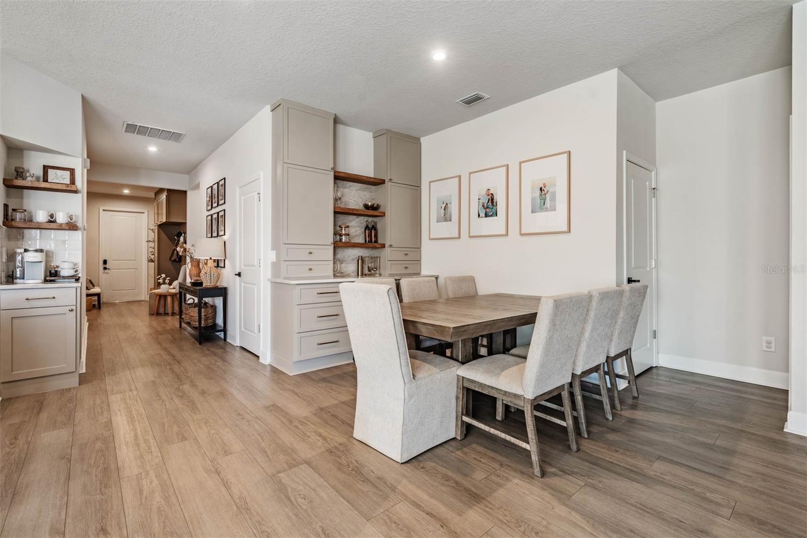 PARK MEADOWS - Residential