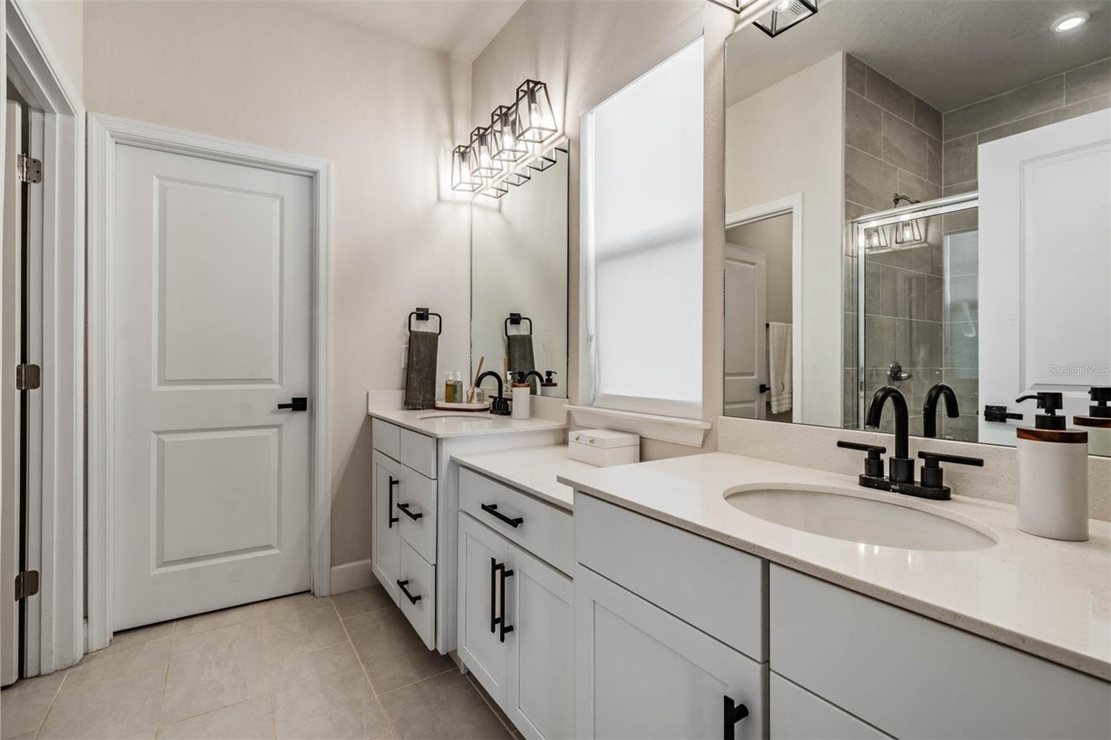 PARK MEADOWS - Residential