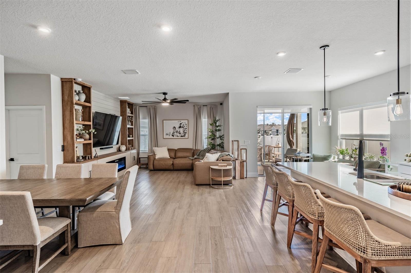 29345 MEADOWCROFT AVENUE