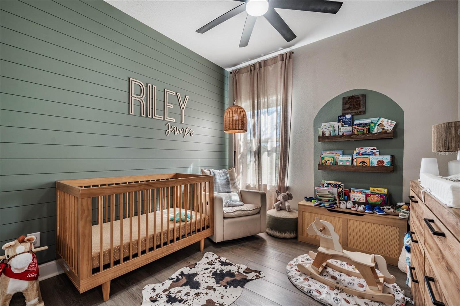 PARK MEADOWS - Residential