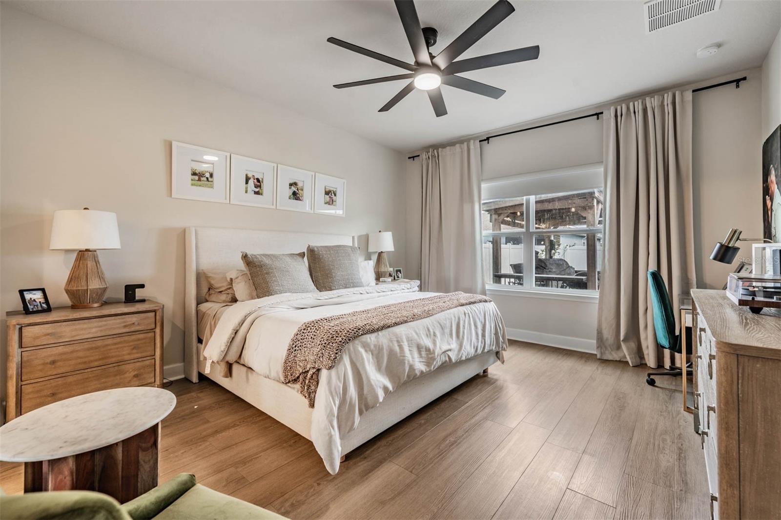 PARK MEADOWS - Residential