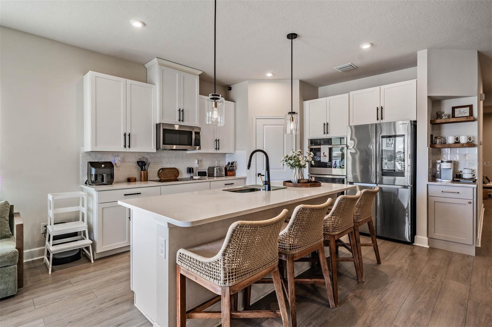 PARK MEADOWS - Residential