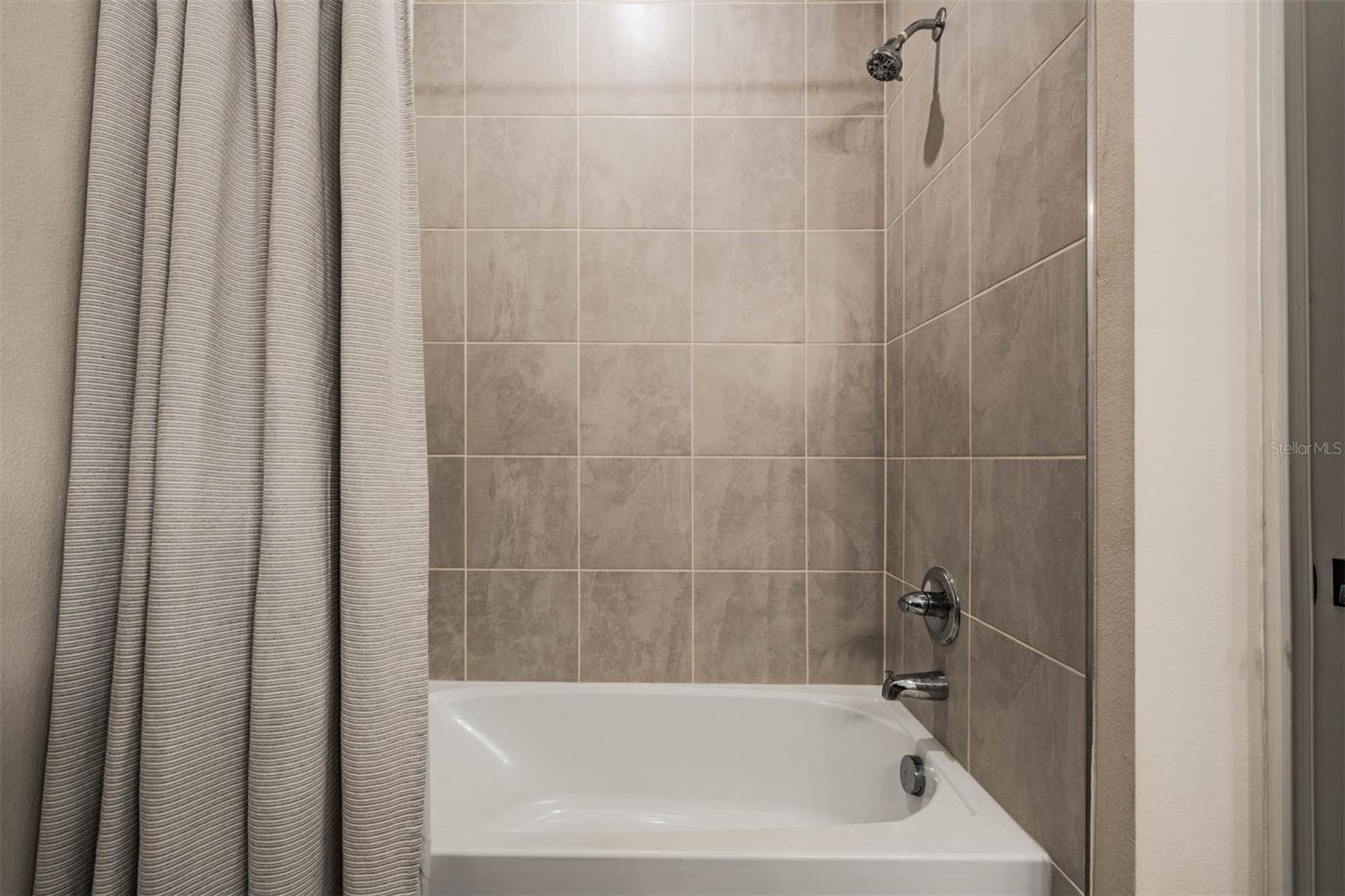 PARK MEADOWS - Residential